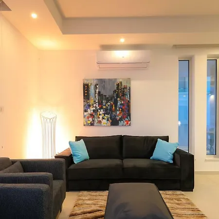 Villa Azure Vista