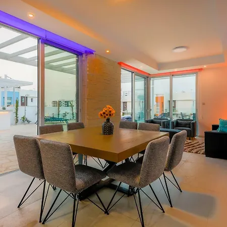 Azure Vista Villa *